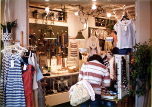 �O���[���n�E�X�@�y���X�X��