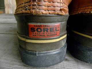 http://2.bp.blogspot.com/-4L_K8Mh4p-0/VLHHZkHU2qI/AAAAAAAAKCM/ocX51efGtaQ/s1600/sorel_back.jpg